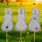 Preview: Stabfigur / Blumenstecker / Caketopper - Hase als Osterdeko aus Wollfilz